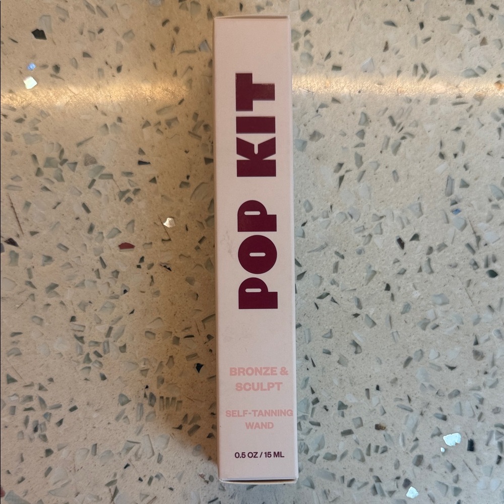 Bronze & Sculpt Self-Tanning Wand
